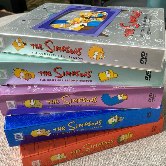 Other - EUC The Simpsons Seasons 1-5